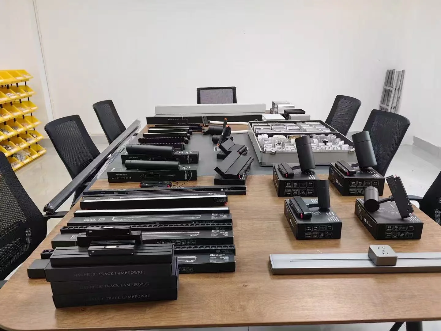 Recommended first order range for a new magnetic track lighting brand — 1m and 2m track, spotlight, linear flood, grille module, drivers and connectors